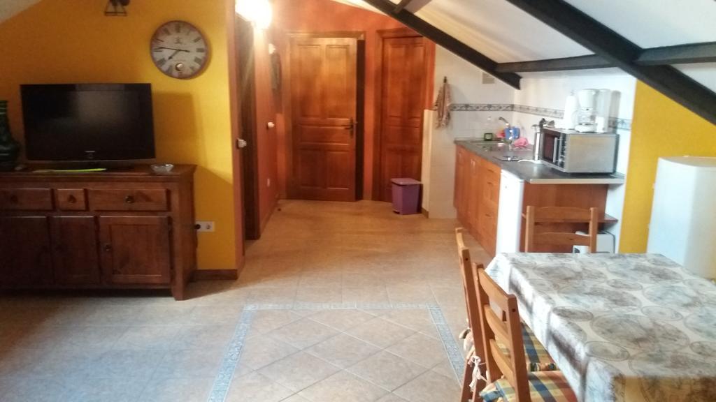 Escuelas De Fuentes Villaviciosa  Eksteriør bilde