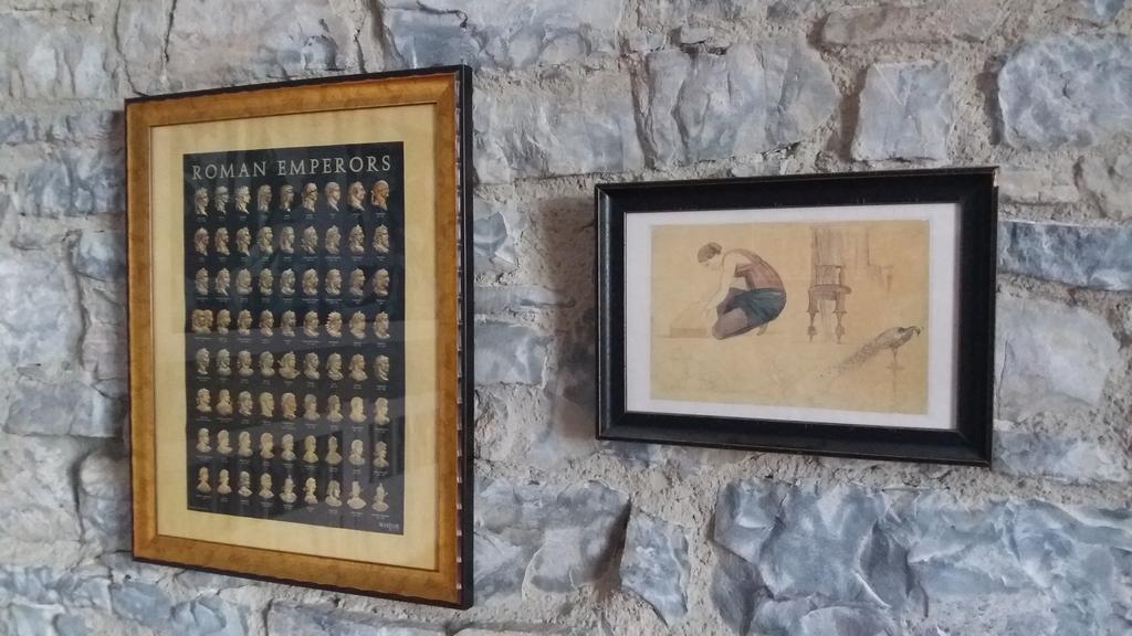 Escuelas De Fuentes Villaviciosa  Eksteriør bilde